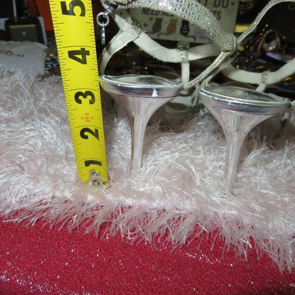 Michael Kors T strap Embellished Leather Sandals Silver Glitter sz 5.5 - Picture 5 of 14